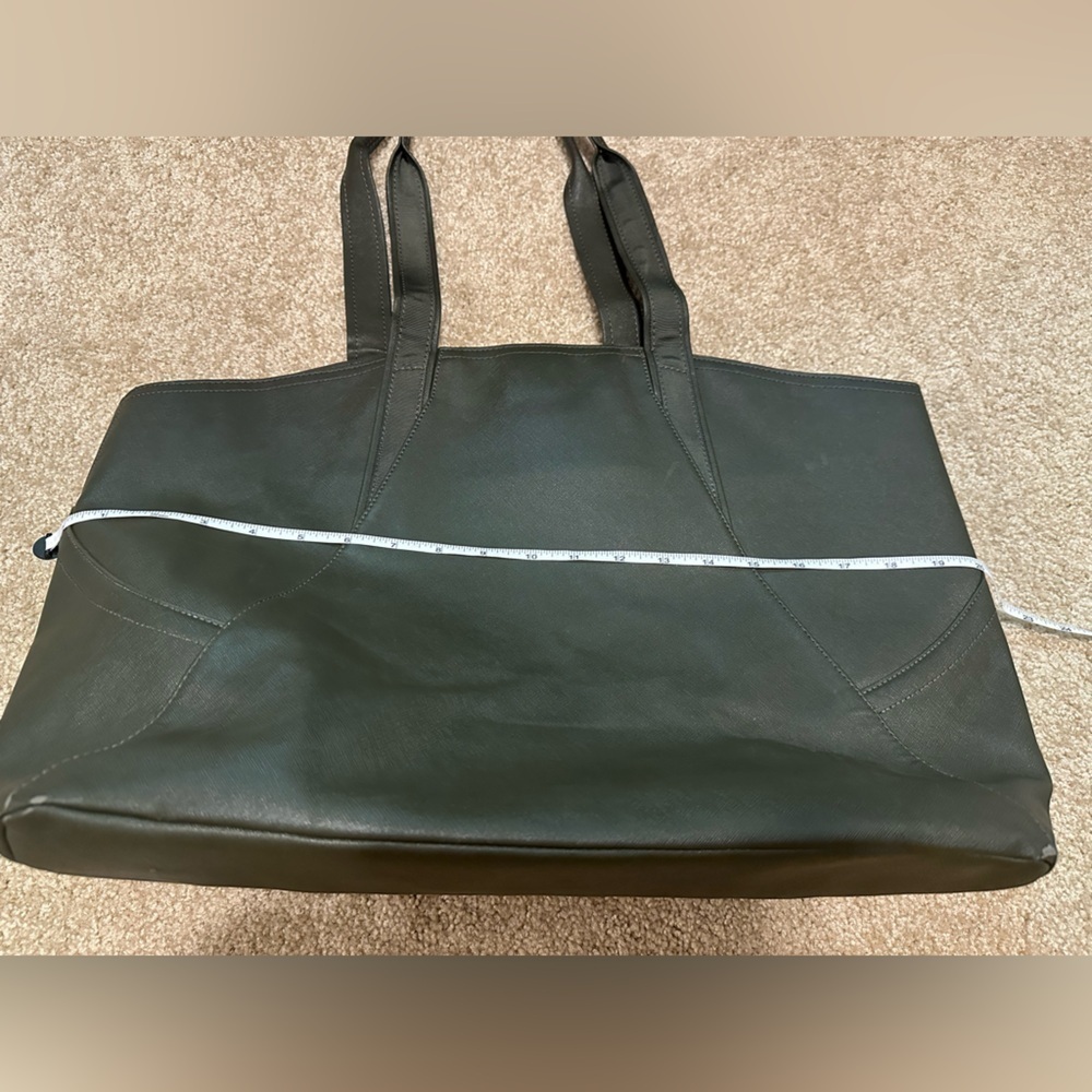 Lululemon All Day Tote and Small Pouch Dark Olive - Picture 10 of 16